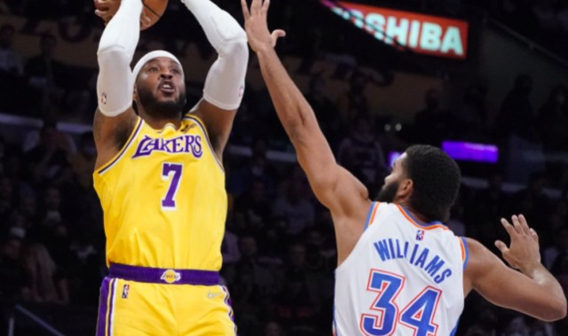 NBA,爱德华兹45分准绝杀尼克斯,森林狼加时逆转登顶东部